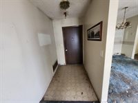 5013 Looman St, Wichita, KS 67220