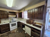 5013 Looman St, Wichita, KS 67220