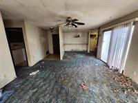 5013 Looman St, Wichita, KS 67220