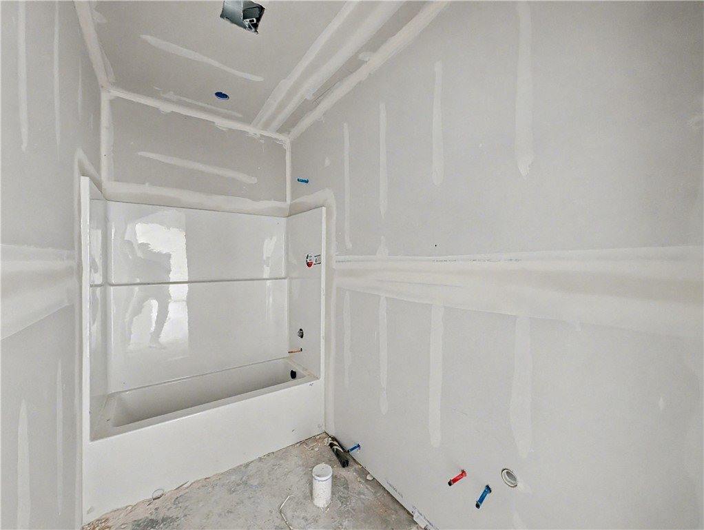 12 Aycock Lane, Bella Vista, AR 72715