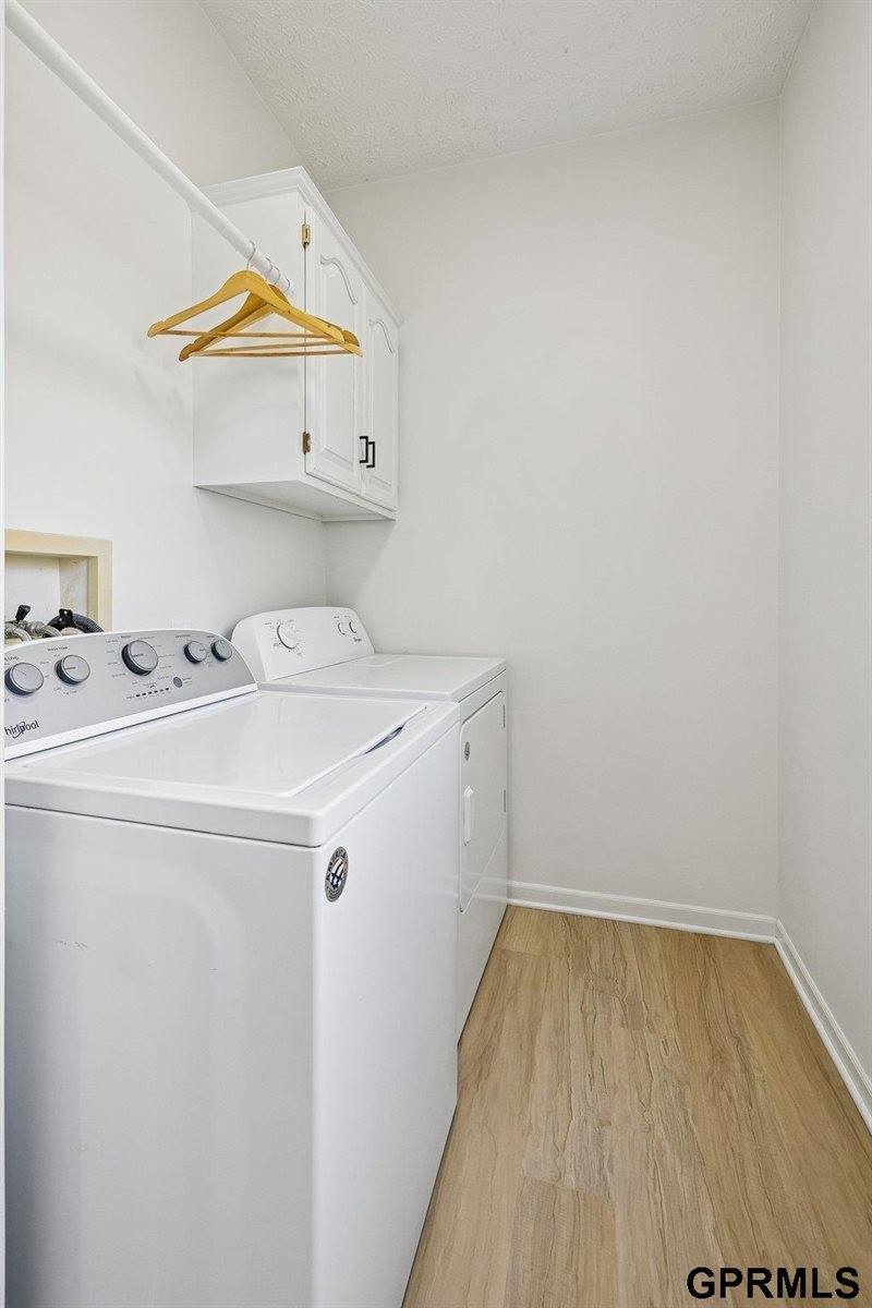 6514 North 104 Street, Omaha, NE 68122