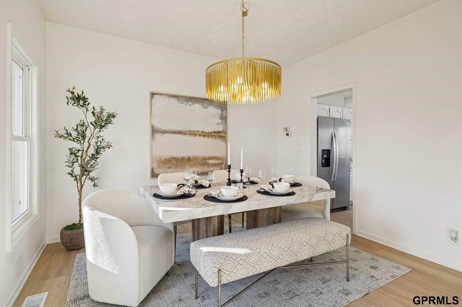 6514 North 104 Street, Omaha, NE 68122