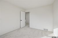 6514 North 104 Street, Omaha, NE 68122