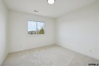 6514 North 104 Street, Omaha, NE 68122