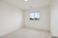 6514 North 104 Street, Omaha, NE 68122