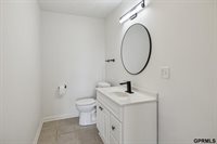 6514 North 104 Street, Omaha, NE 68122