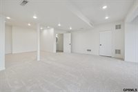 6514 North 104 Street, Omaha, NE 68122