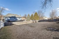6514 North 104 Street, Omaha, NE 68122