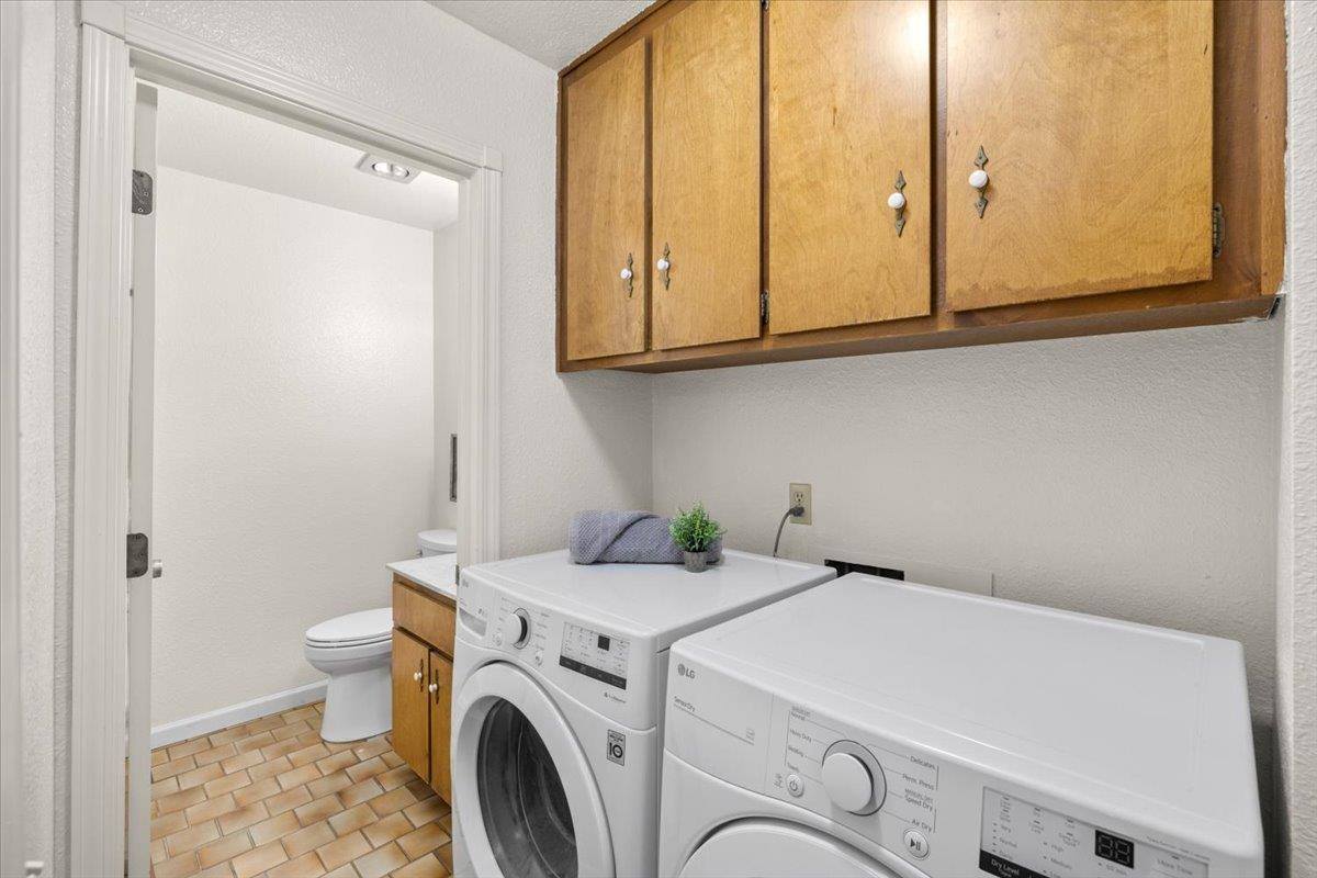 228 Foresthill Ave, Auburn, CA 95603