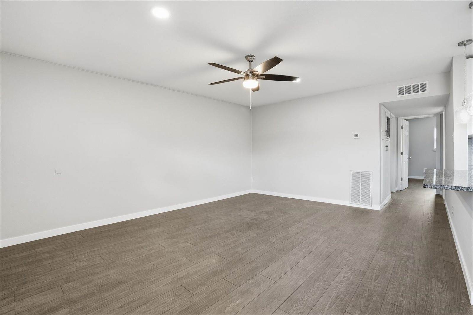 201 South Kansas Avenue, #G, League City, TX 77573