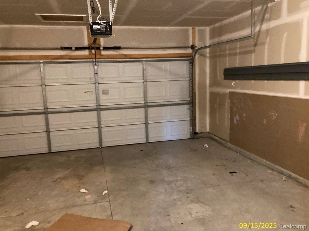 3299 Hill Hollow Lane, HowellCity_Livingston, MI 48855