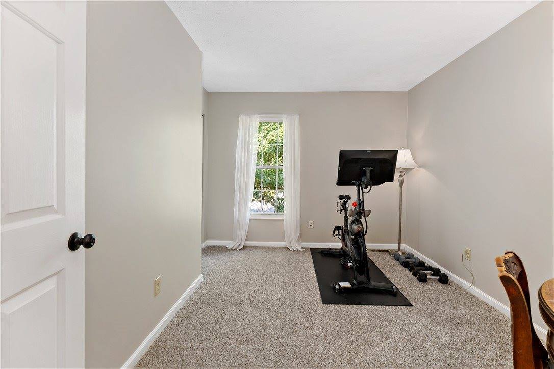 166 Vista Drive, Cecil, PA 15317