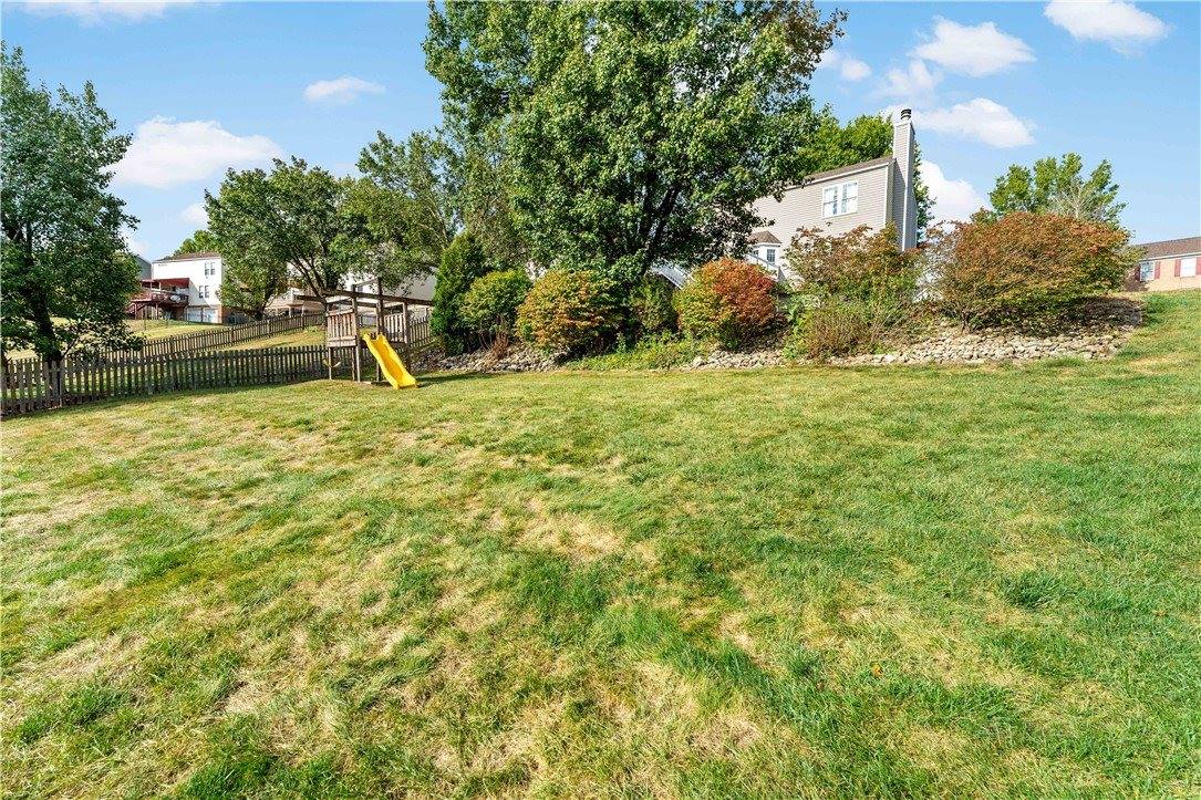166 Vista Drive, Cecil, PA 15317