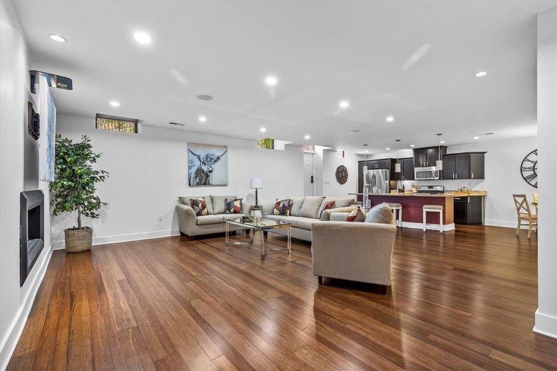 1822 Harcum Way, South Side, PA 15203