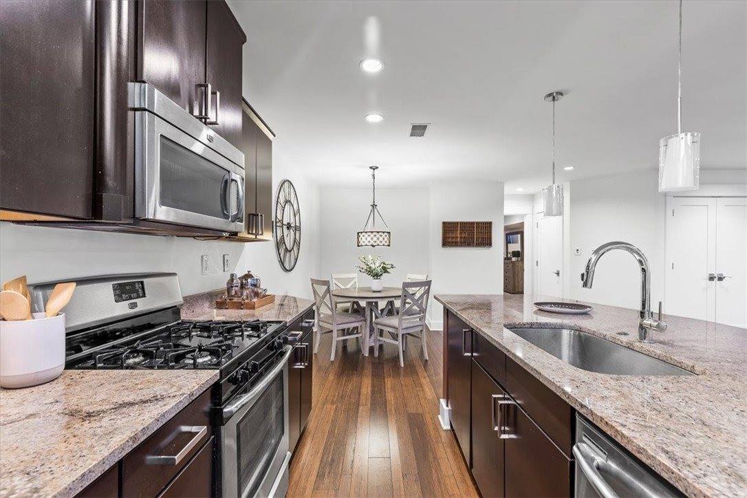 1822 Harcum Way, South Side, PA 15203