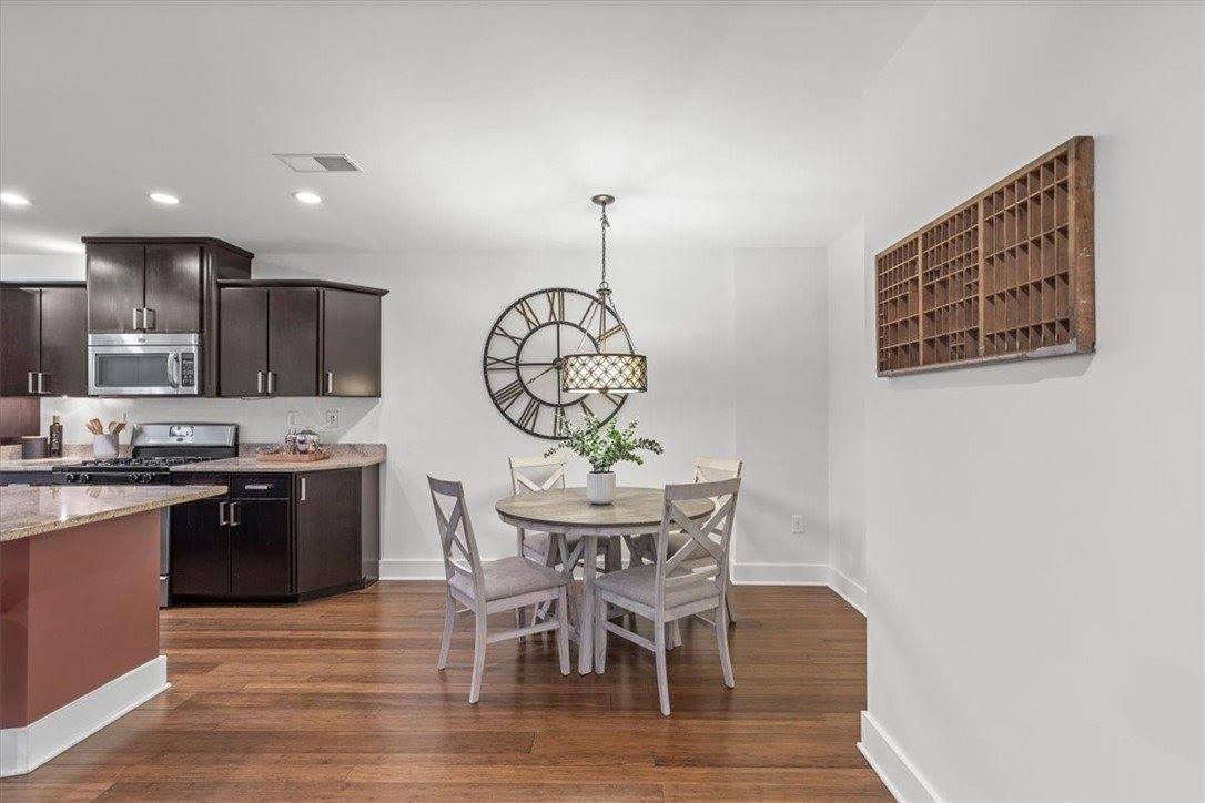 1822 Harcum Way, South Side, PA 15203