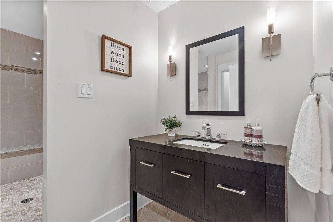 1822 Harcum Way, South Side, PA 15203