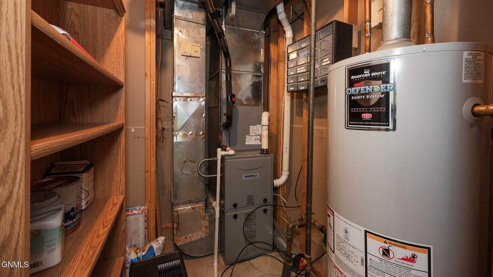 715 Paulsen Drive NW, Mandan, ND 58554