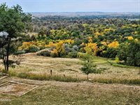 715 Paulsen Drive NW, Mandan, ND 58554