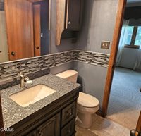 715 Paulsen Drive NW, Mandan, ND 58554