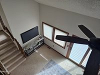 715 Paulsen Drive NW, Mandan, ND 58554