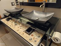 715 Paulsen Drive NW, Mandan, ND 58554