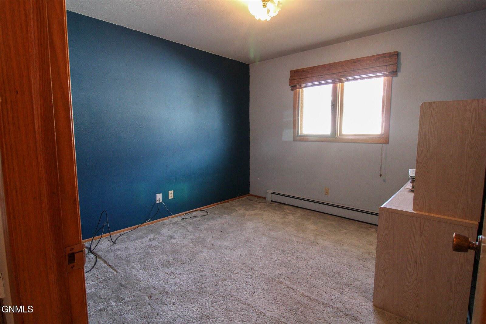 2105 3rd Street North, Bismarck, ND 58501