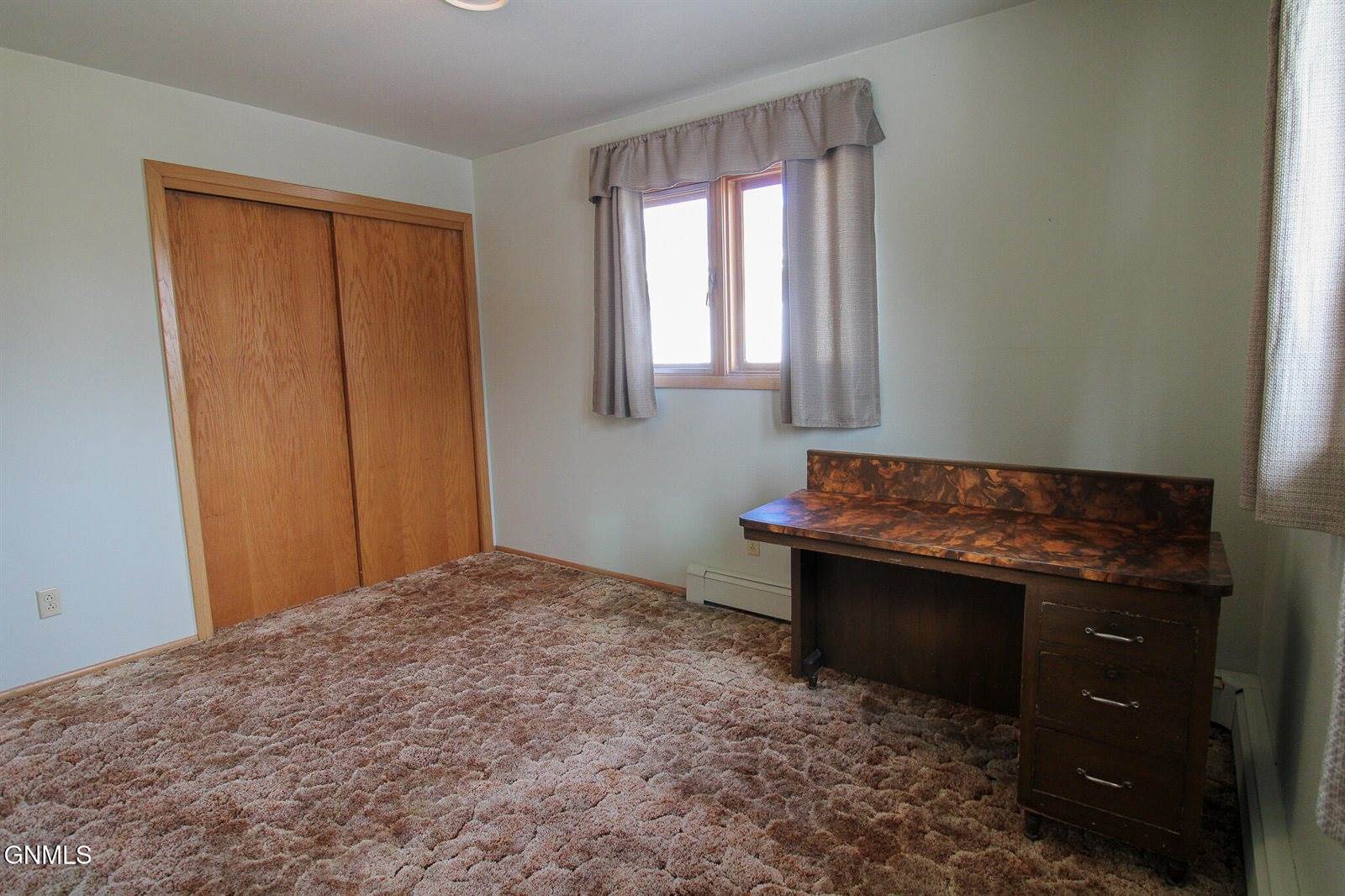 2105 3rd Street North, Bismarck, ND 58501