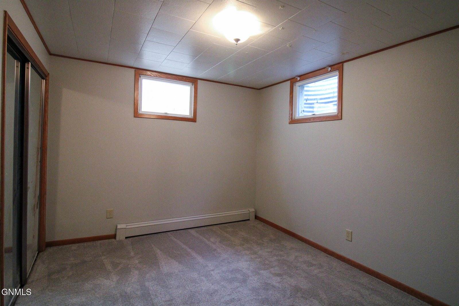 2105 3rd Street North, Bismarck, ND 58501