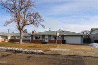 2105 3rd Street North, Bismarck, ND 58501