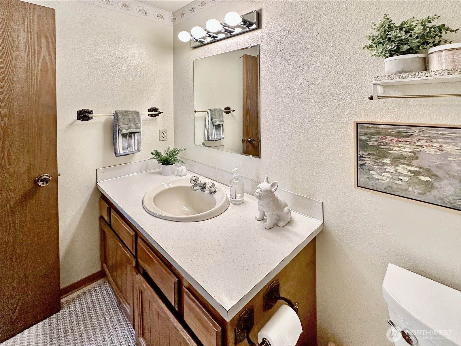 916 Cathy Court SE, Tumwater, WA 98501