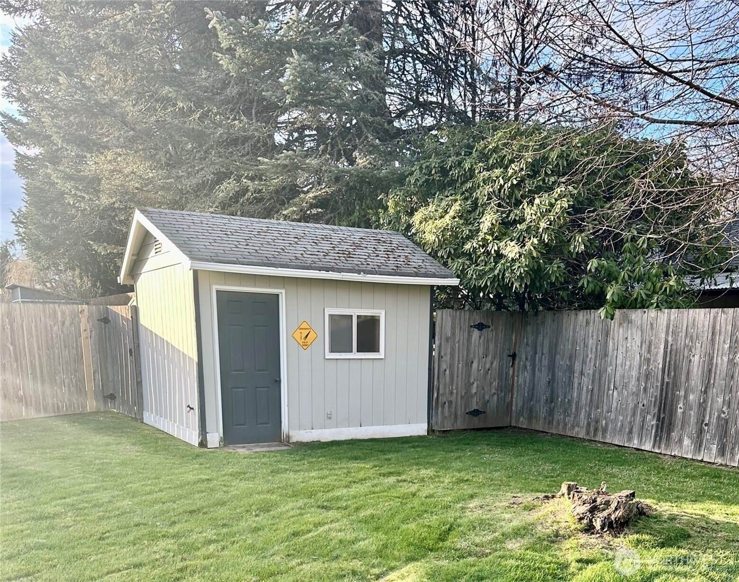 916 Cathy Court SE, Tumwater, WA 98501