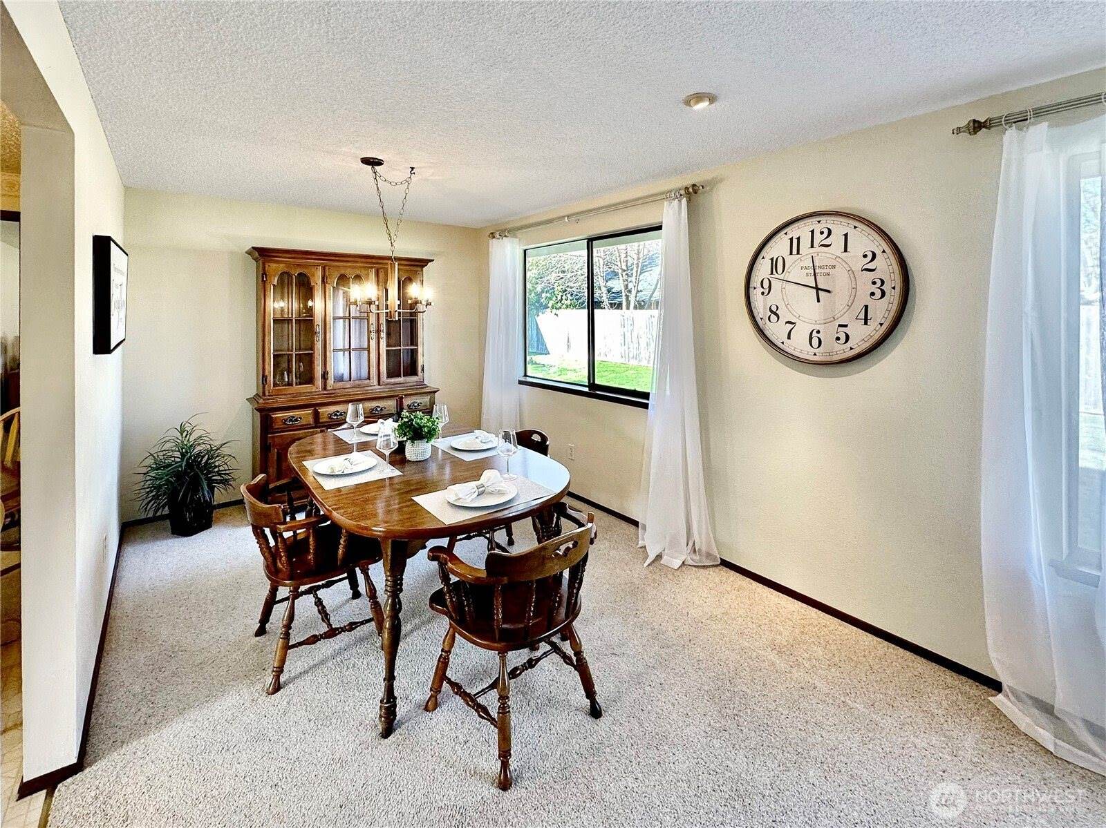 916 Cathy Court SE, Tumwater, WA 98501