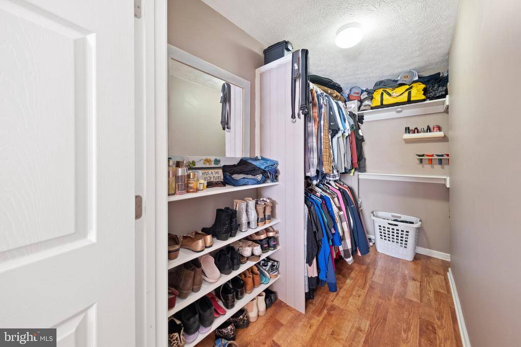 450 Creekside Drive, Luray, VA 22835