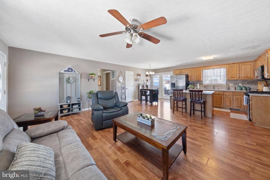 450 Creekside Drive, Luray, VA 22835