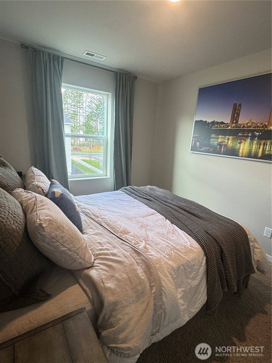 3901 Hyde Loop NE, Olympia, WA 98506