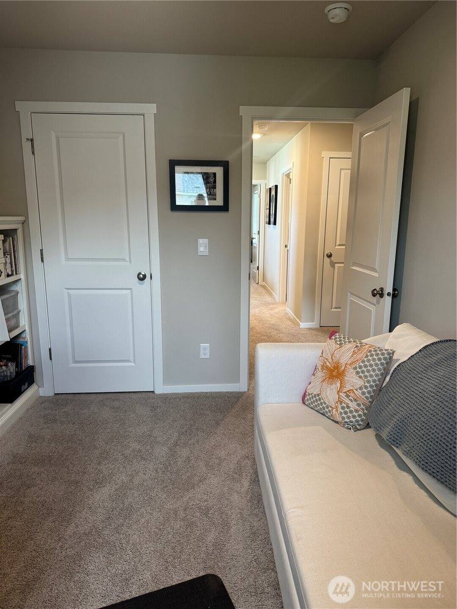 3901 Hyde Loop NE, Olympia, WA 98506