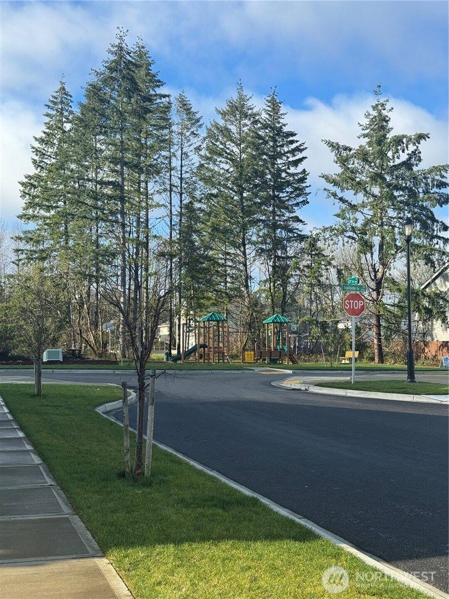 3901 Hyde Loop NE, Olympia, WA 98506