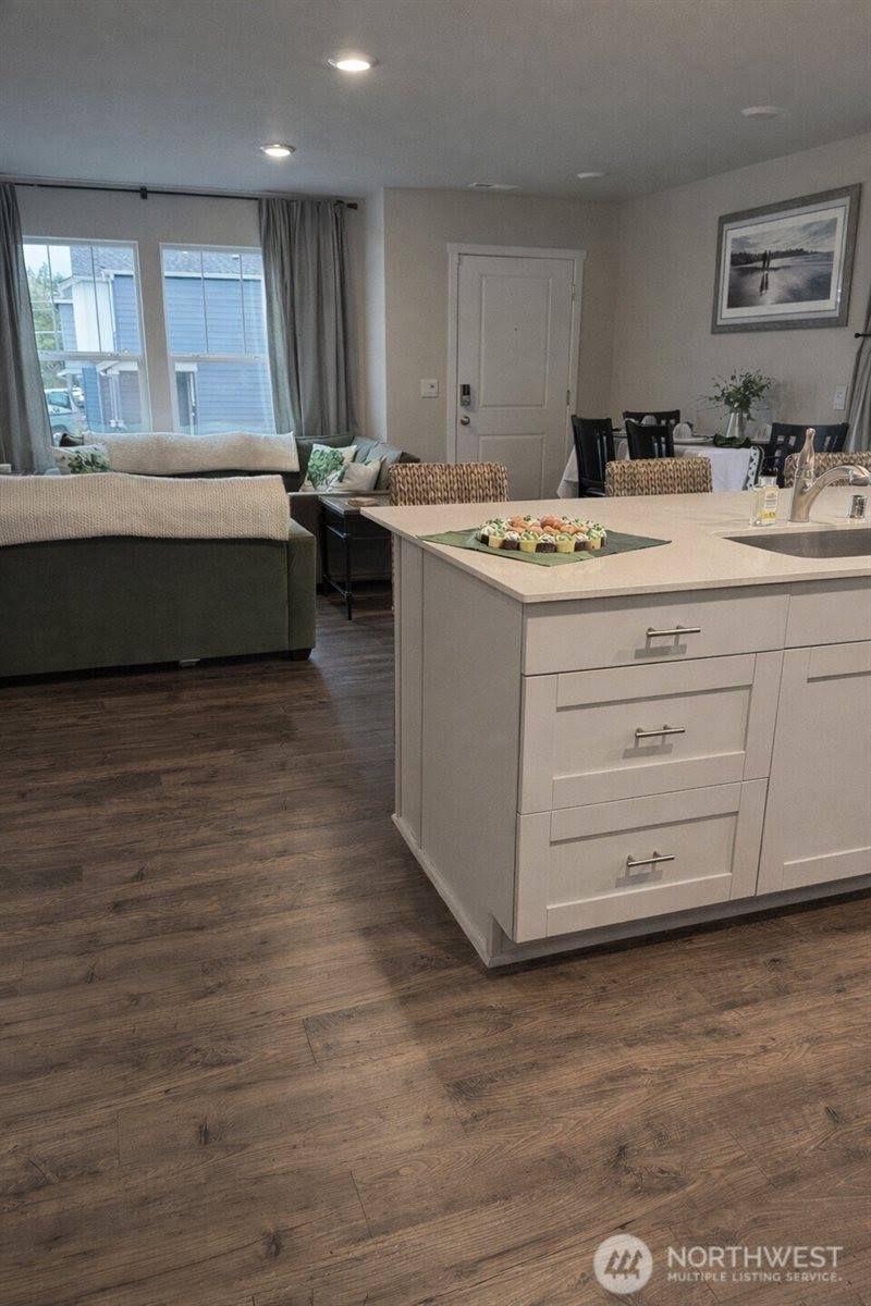 3901 Hyde Loop NE, Olympia, WA 98506