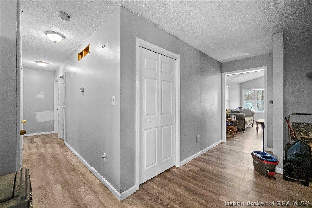 9690 South Voyles Road, Pekin, IN 47165