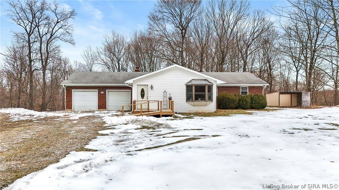 9690 South Voyles Road, Pekin, IN 47165