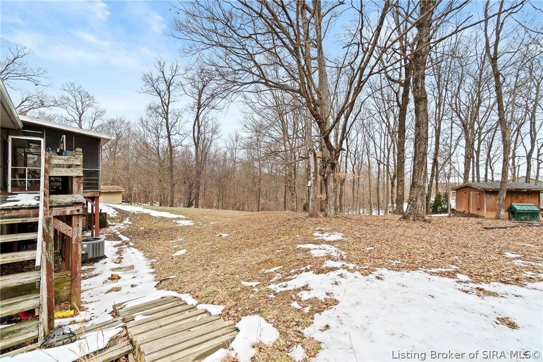 9690 South Voyles Road, Pekin, IN 47165