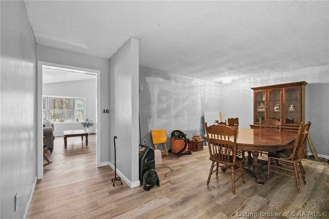 9690 South Voyles Road, Pekin, IN 47165