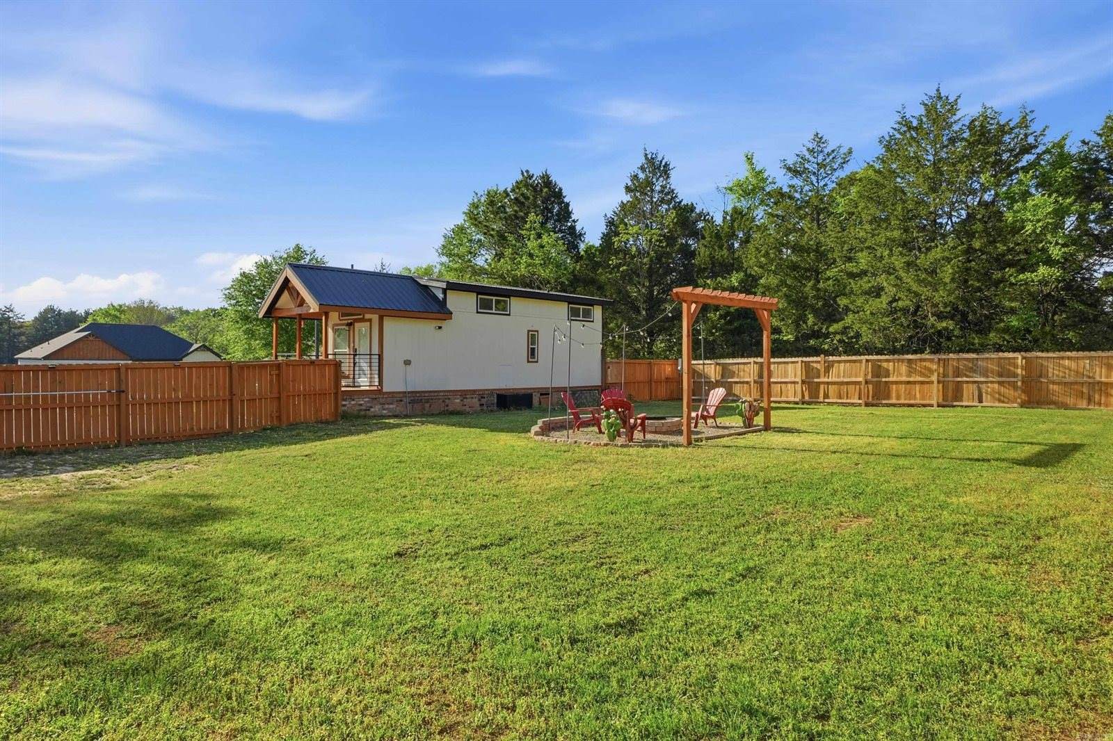 24 Mountain Grove Road, Greenbrier, AR 72058
