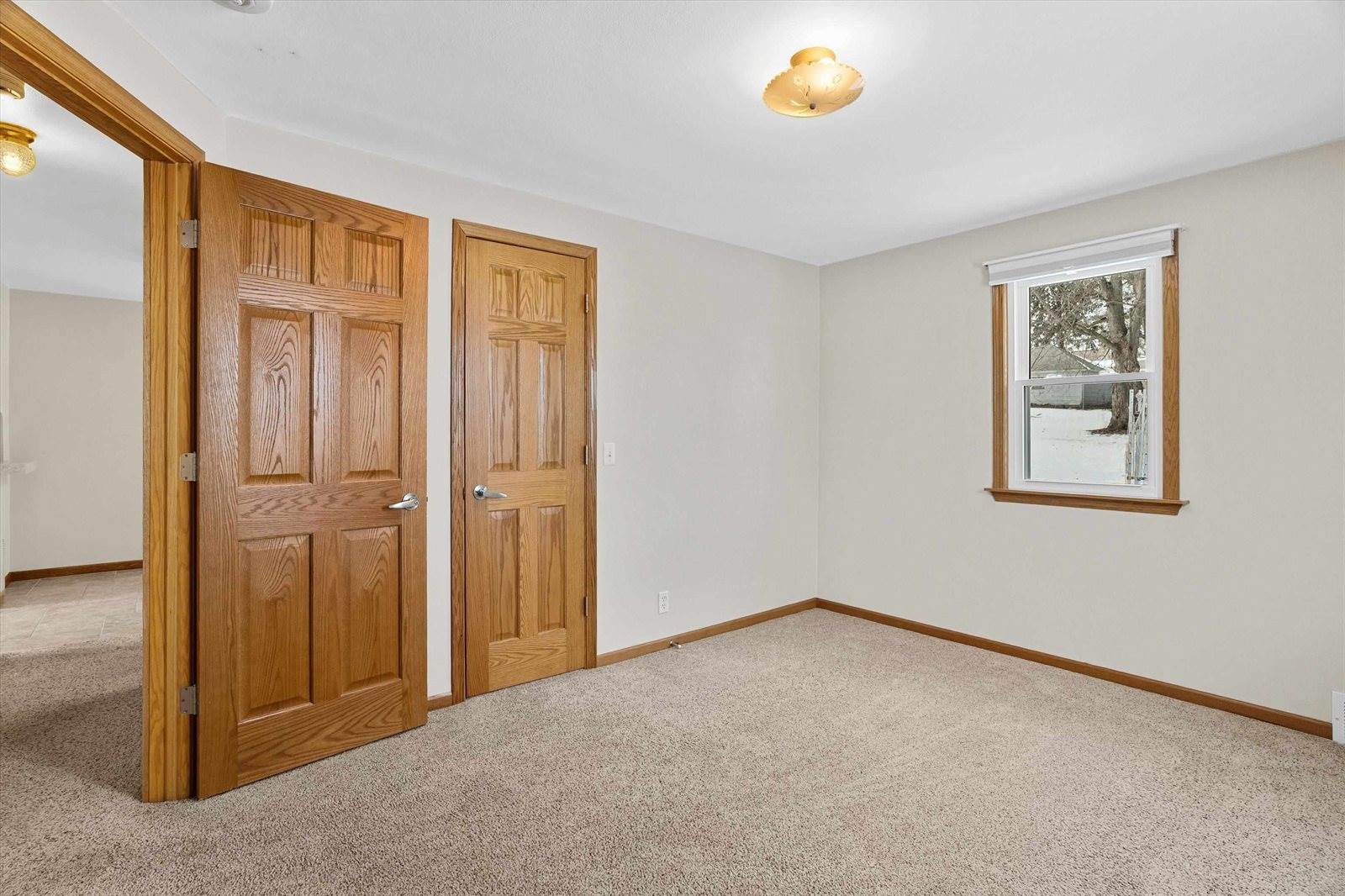 406 N Spruce Avenue, Marshfield, WI 54449