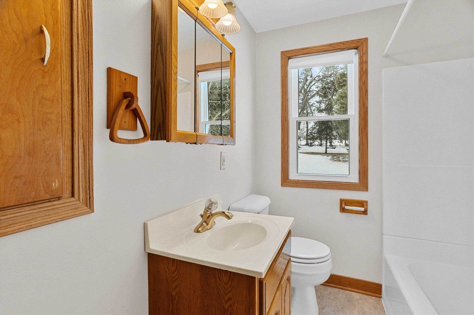 406 N Spruce Avenue, Marshfield, WI 54449