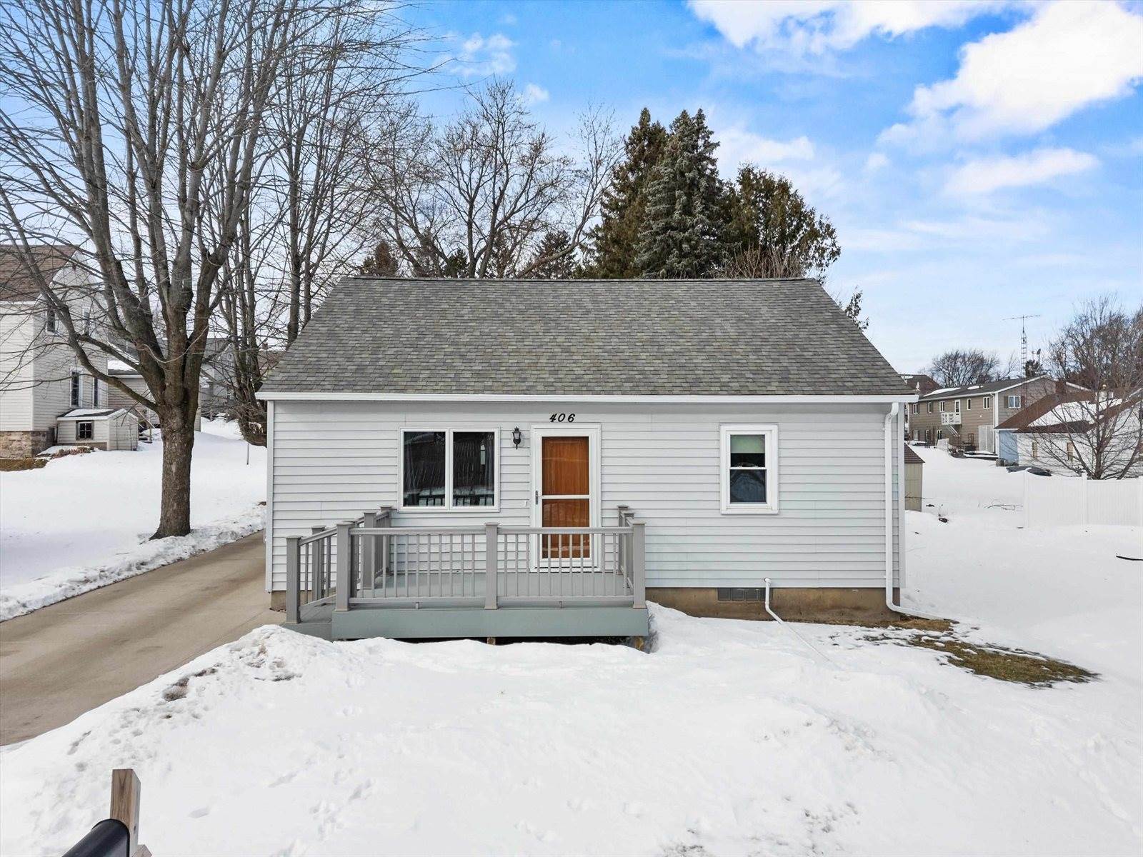 406 N Spruce Avenue, Marshfield, WI 54449