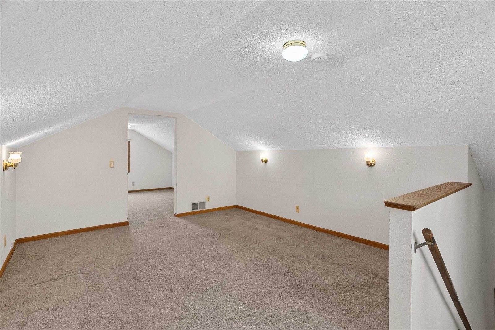 406 N Spruce Avenue, Marshfield, WI 54449