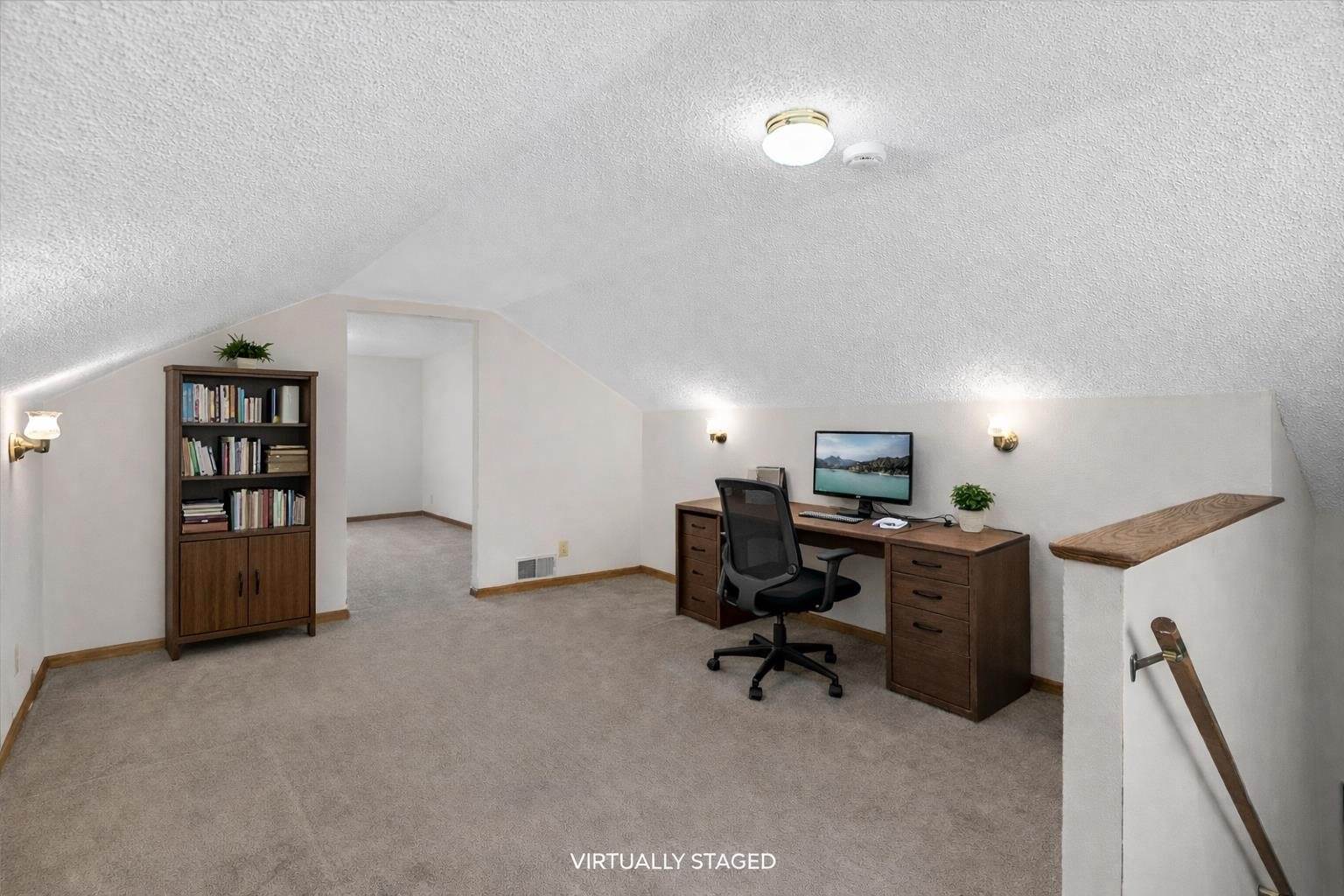 406 N Spruce Avenue, Marshfield, WI 54449