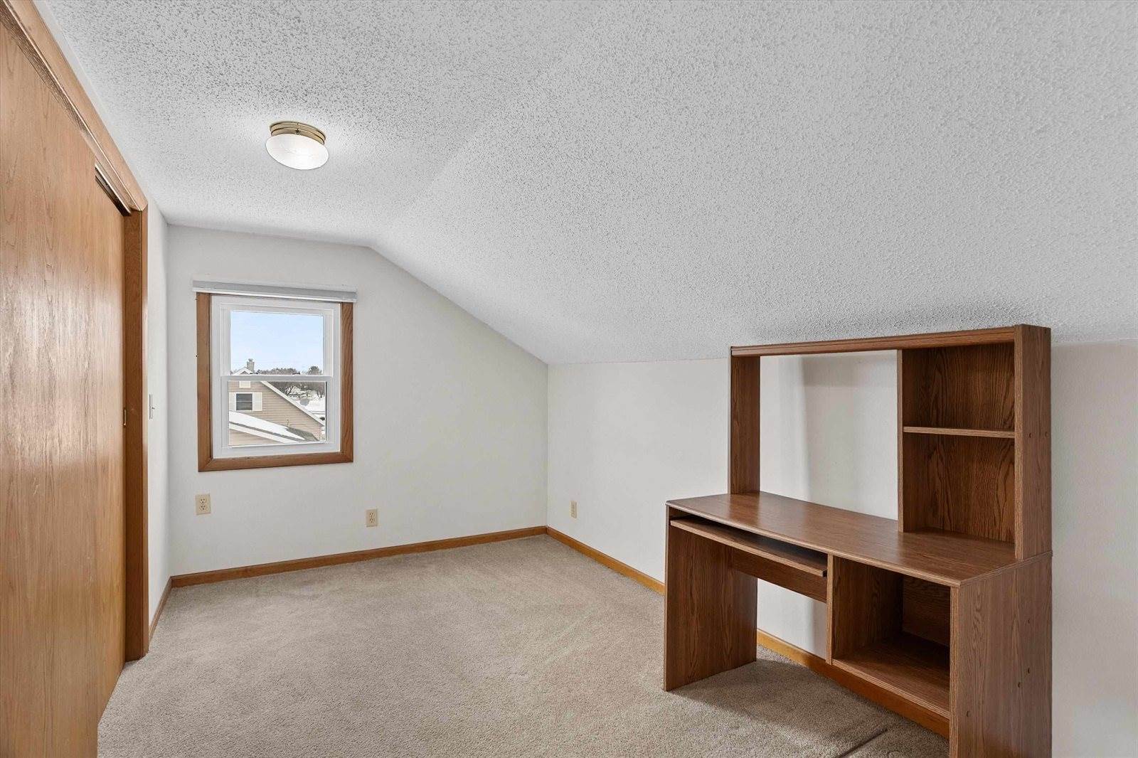 406 N Spruce Avenue, Marshfield, WI 54449